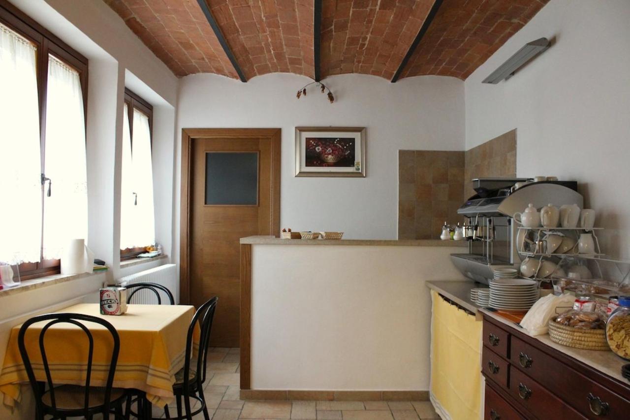 מגדל אגם פוצ'יני Villa Rosy מראה חיצוני תמונה